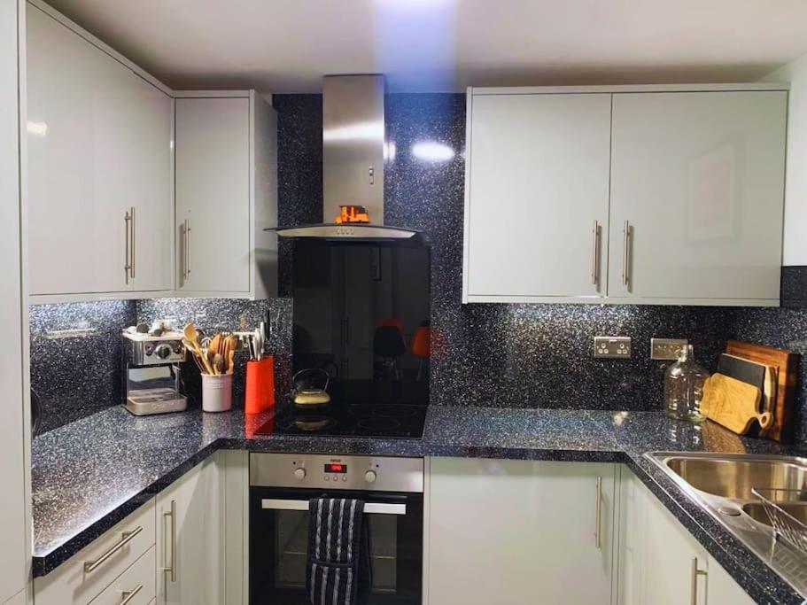 No.2 Folkestone Apartment ภายนอก รูปภาพ